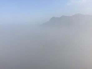 我们的爱相隔云海